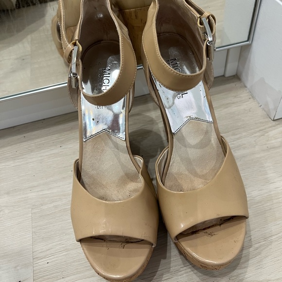 Michael Kors nude platform wedge - Picture 11 of 11